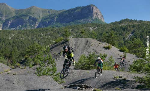 Mountain Biking in the Terres Noires in the South of France