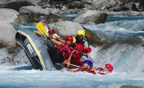 Rafting is just one of the many summer activities you can do in France