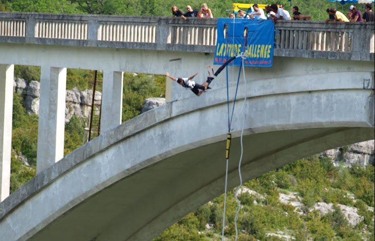 Bungee Jumping in the Gorges du Verdon