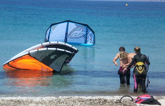 Kitesurf Lessons with MF Kite Almanarre