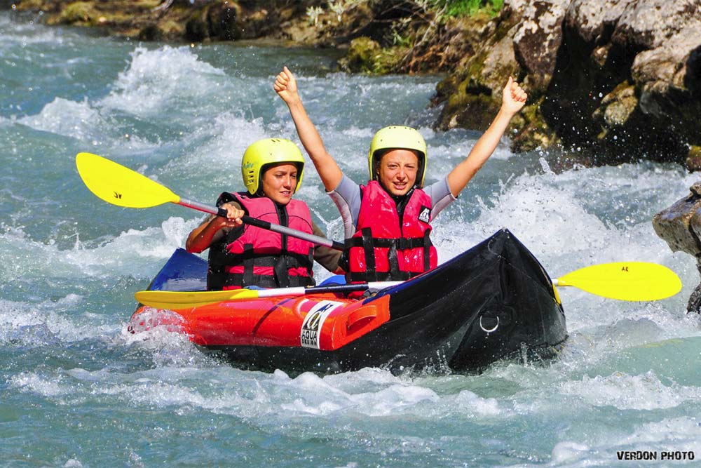 Hot Dogging on the Verdon River with Raft Session