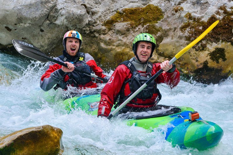 Tandem kayaking in the Verdon Grand Canyon with Ride The Verdon