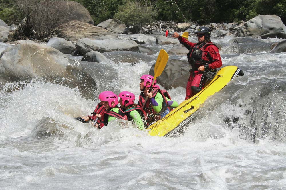 Whitewater rafting on the Ubaye with IBAYAK Rafting