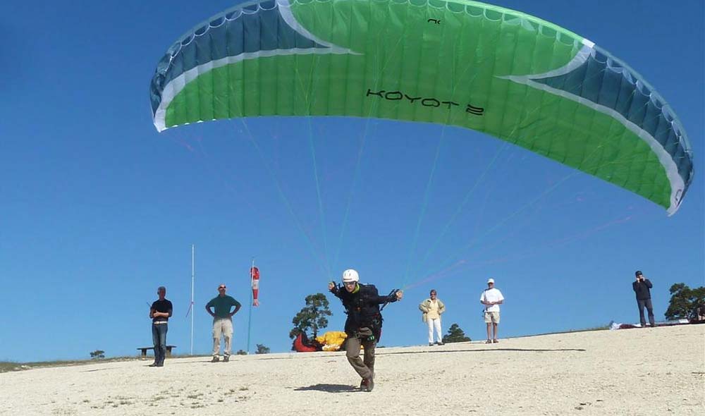 FFVL Paragliding Pilot Training with Aèrogliss