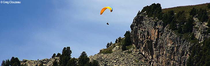 Paragliding in the Ubaye Valley - banner