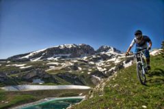 Enduro mountain biking in Le Dévoluy, Hautes Alpes