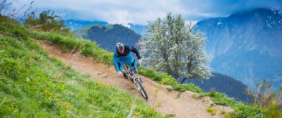 Mountain biking holidays in Alpe d'Huez with Chalet Ribot