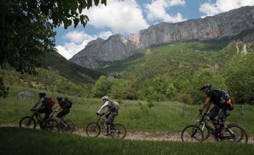 Mountain biking in the Southern Pre-Alps with France Bike Trips