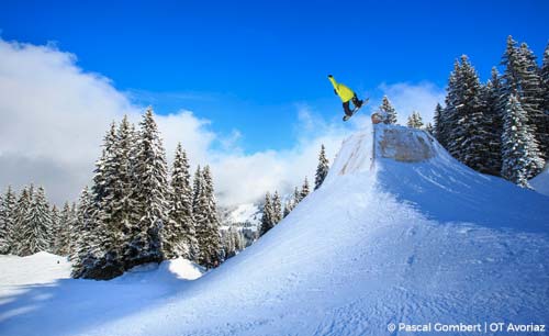 Avoriaz snowboard resort guide