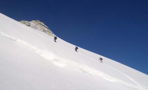 Climbing the Dome des Ecrins with Undiscovered Mountains