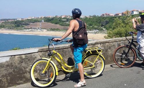 E-Bike Tour from Anglet to Bayonne with Les Roues de Lilou