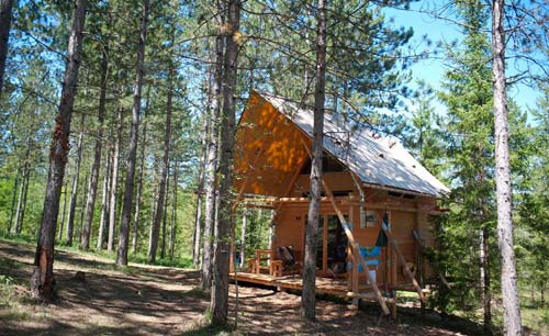 Camping Huttopia Lanmary in the Dordogne