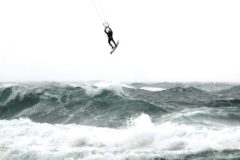Strapless kitesurfing in Carro