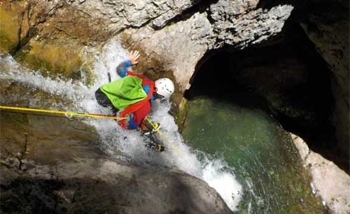 Canyoning in the Gorges du Verdon with Feel Rafting