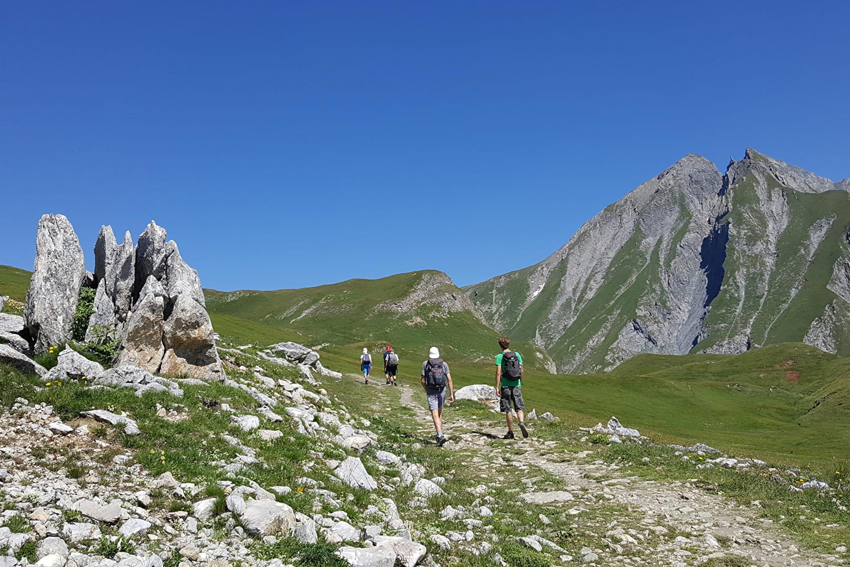 Hiking Les Cinq Lacs de la Forclaz