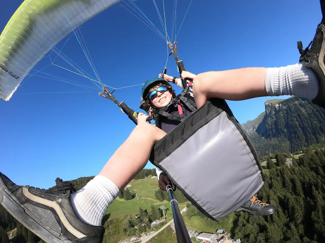 Paragliding in Morzine
