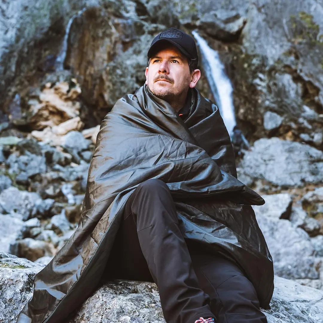 Snugpak Jungle Blanket being used in the field