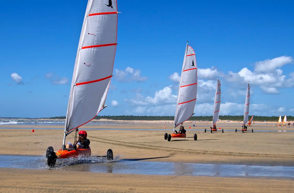 Land yachting on Île d'Oléron with Wind Oléron Club